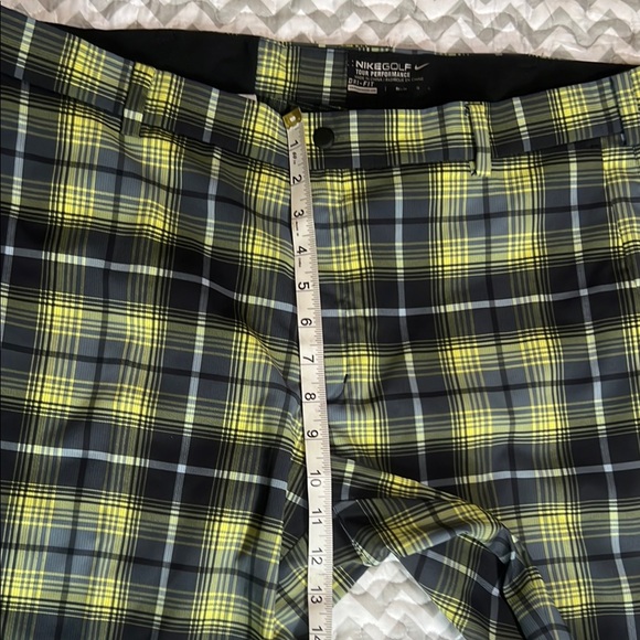 Nike Golf Tour Performance Dri-Fit Yellow Grey Plaid Men's Pants 36 x 34 - Picture 6 of 9
